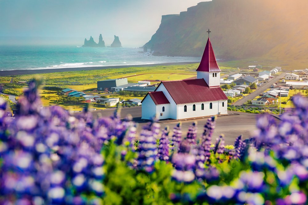 Vík í Mýrdal: cosa vedere nel villaggio più scenografico della costa sud islandese
